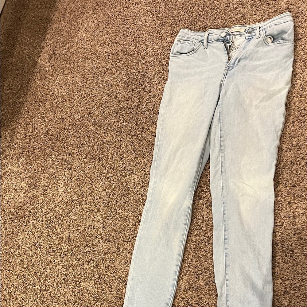 Levi's Women's Light Blue Skinny Jeans